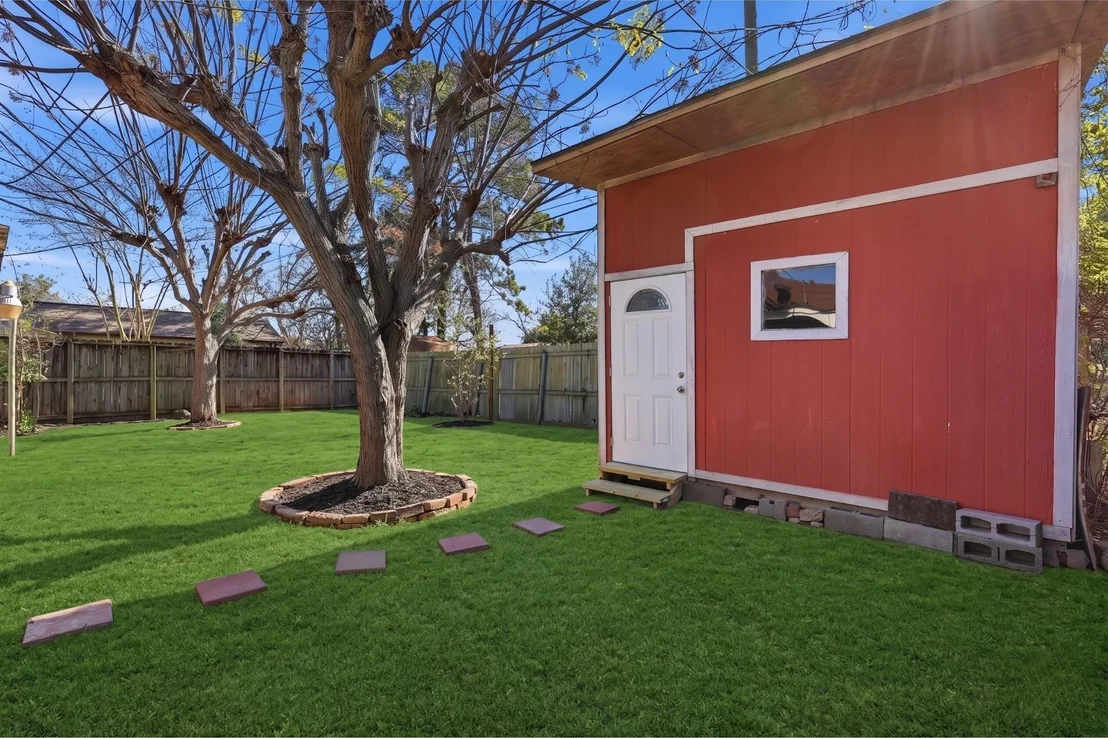 Photo of 2716 Windsor Lane