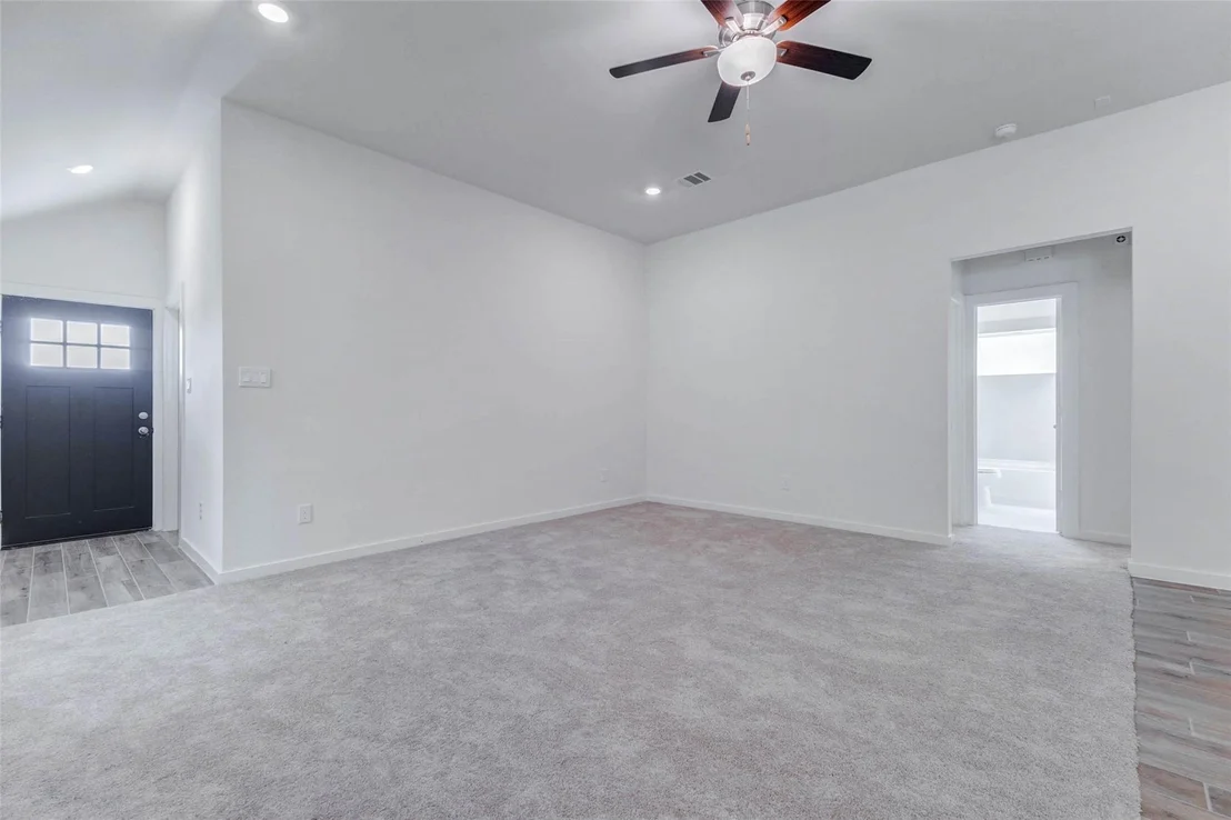 Photo of 6467 Escondido Drive