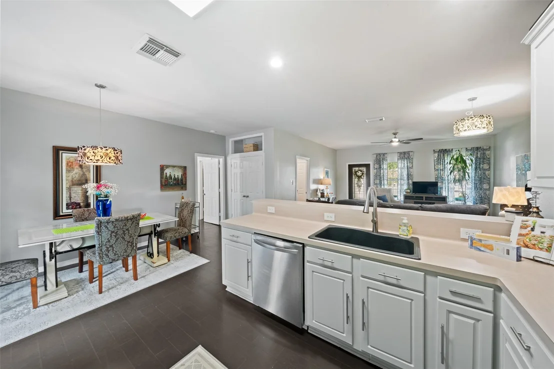 Photo of 236 Kellyn Court