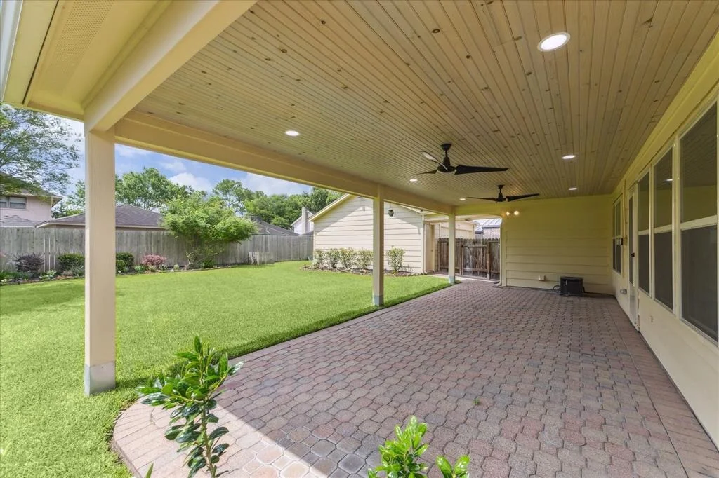 Photo of 16422 Brookvilla Drive