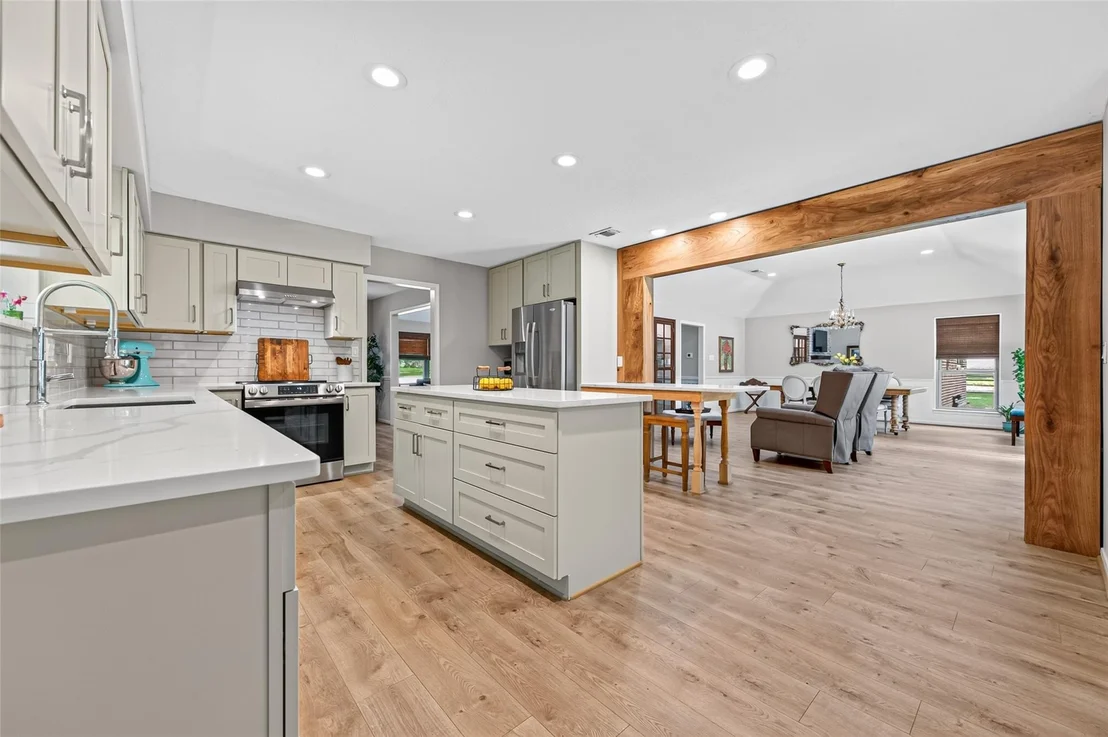 Photo of 18903 Grosbeak Lane