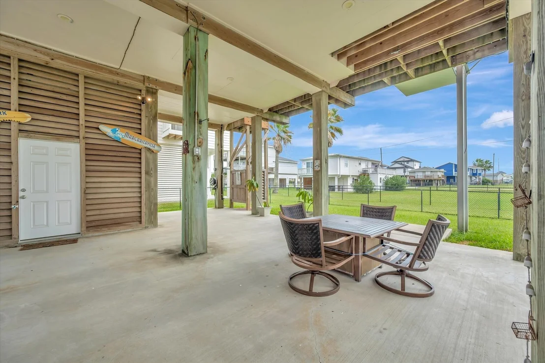 Photo of 23111 Miramar Circle