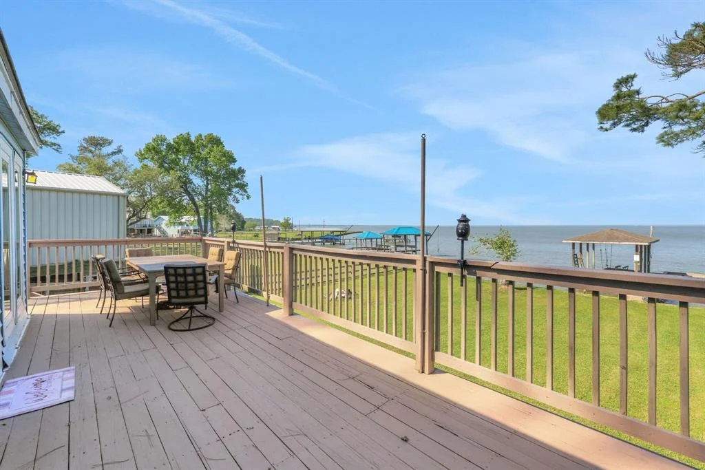 Photo of 81 Lakeview Shores Drive