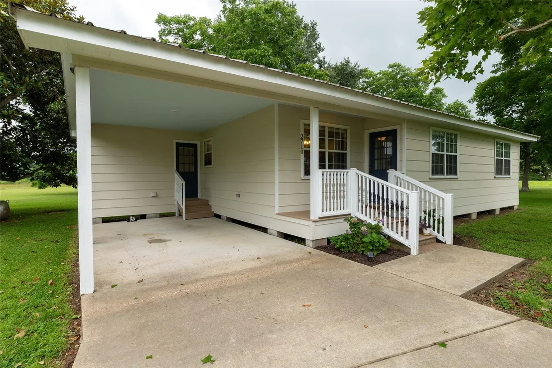 Photo of 2710 County Road 2274