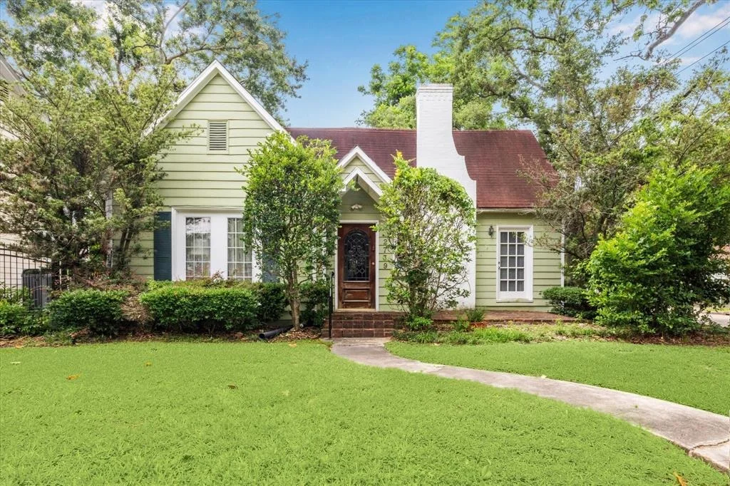 Photo of 2739 Centenary Street