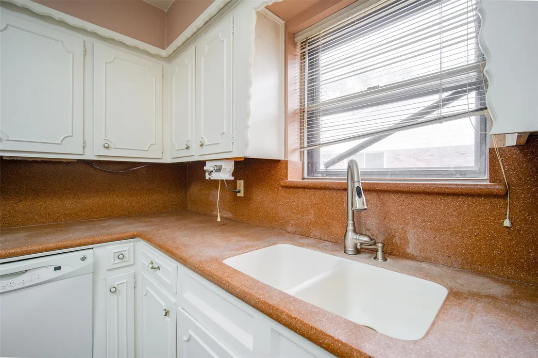 Photo of 1107 Pear Tree Lane