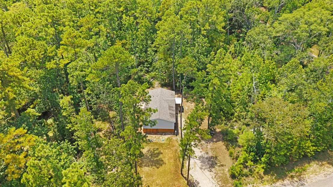 Photo of 110 Rosewood Lane