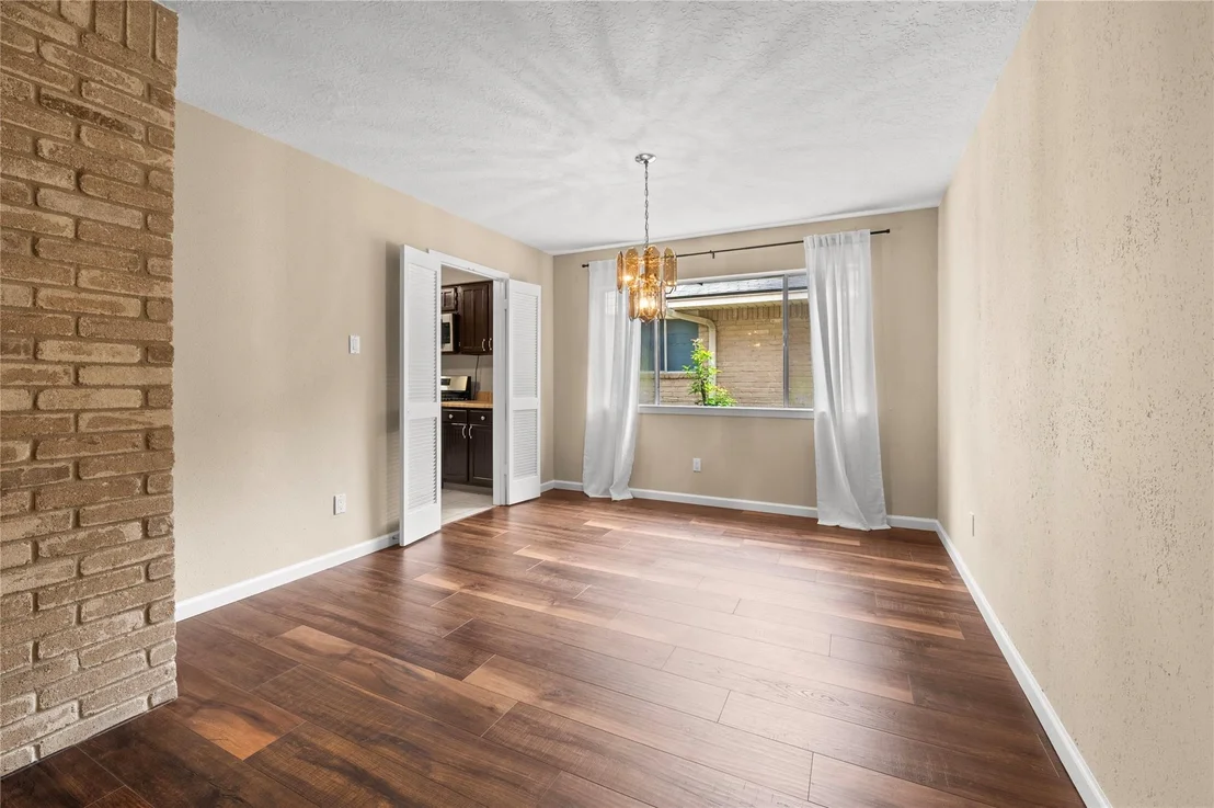 Photo of 2115 Fort Laramie Drive