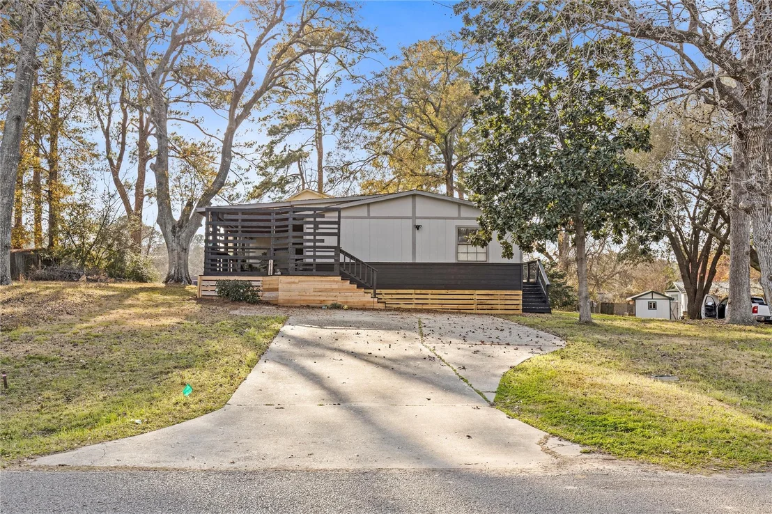 Photo of 14189 Shadow Bay Drive