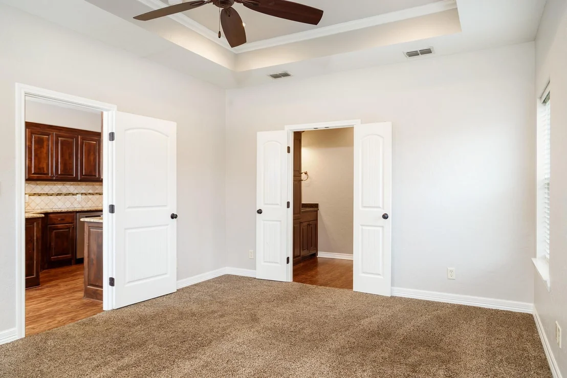 Photo of 124 Lakeway Lane
