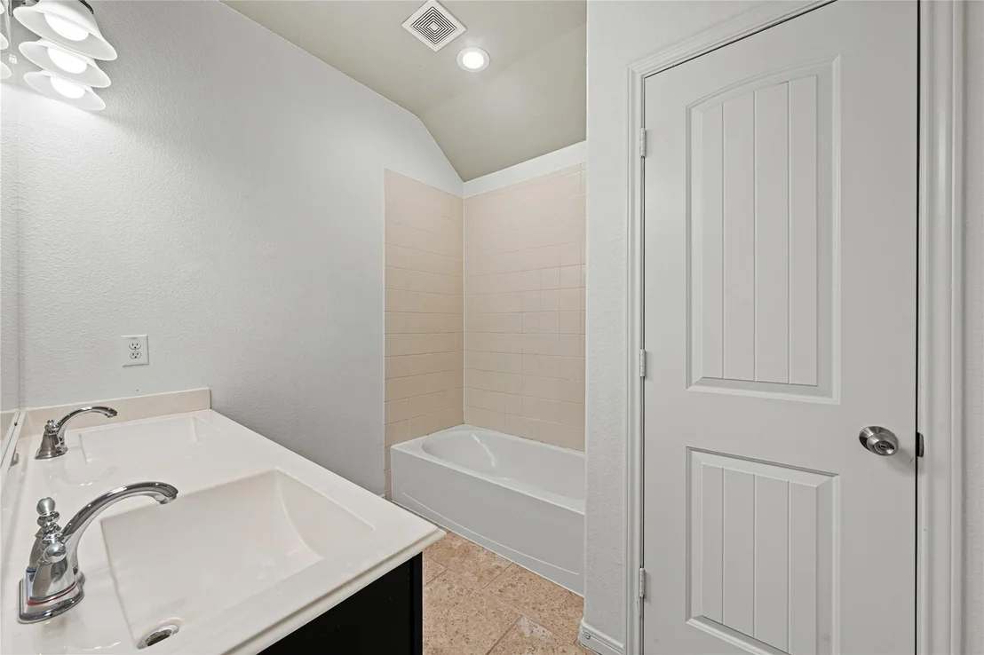 Photo of 21107 Knight Quest Drive