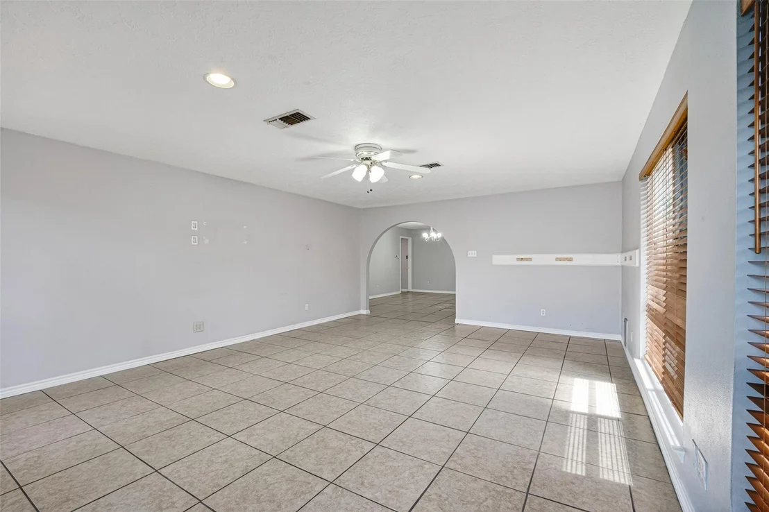 Photo of 1439 Middle Park Street