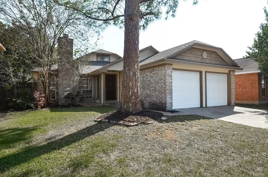 Photo of 1718 Foxlake Drive