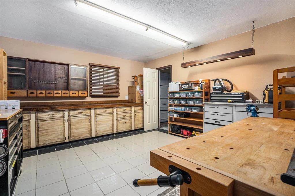 Photo of 4206 Lawrence Road