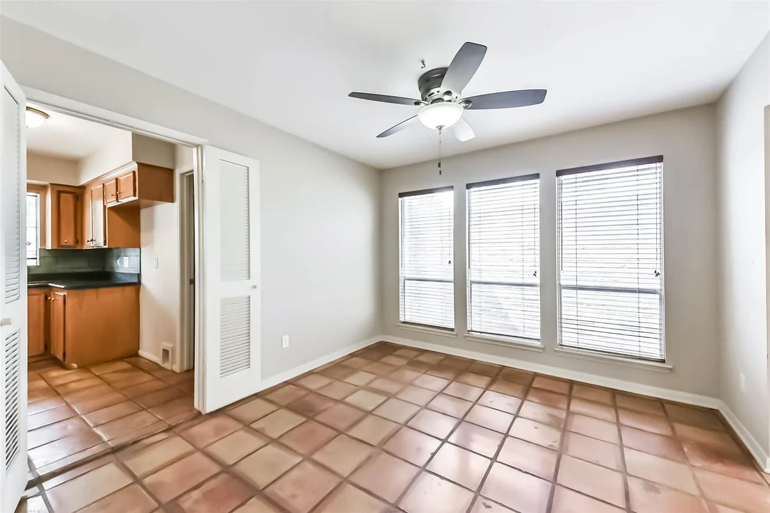 Photo of 1811 Rushbrook Drive