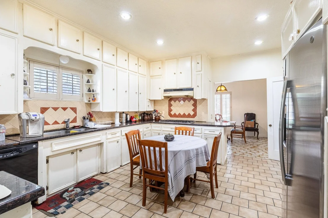 Photo of 3620 S Macgregor Way