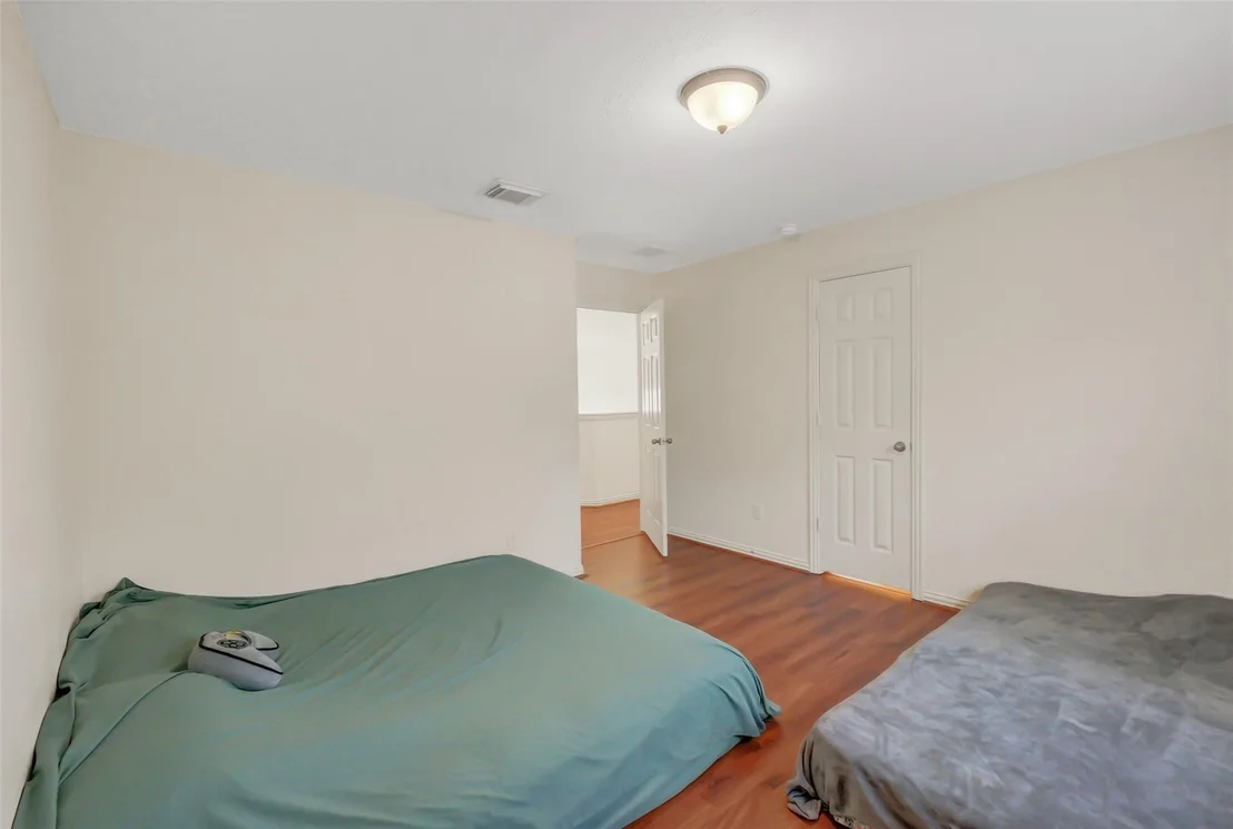 Photo of 8915 High Ridge Lane