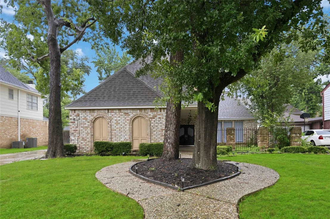 Photo of 15110 Walters Rd Road