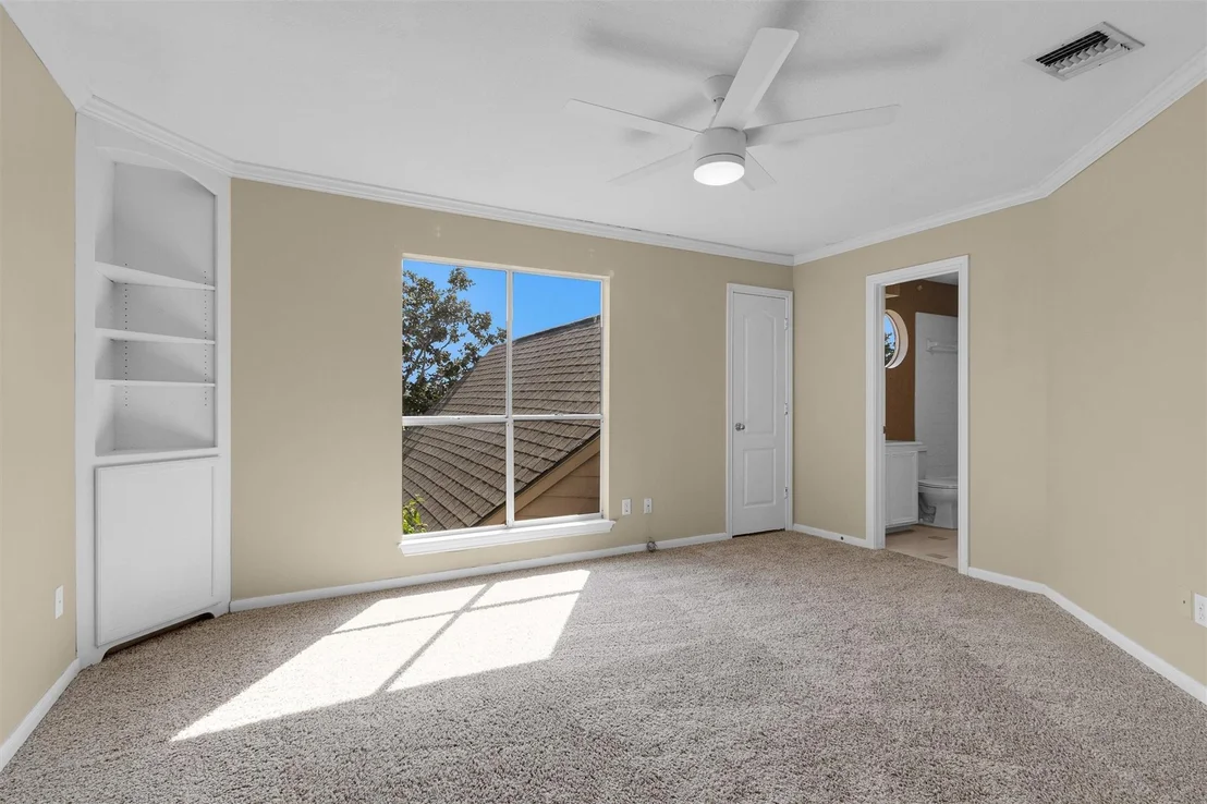Photo of 1130 Lake View Drive