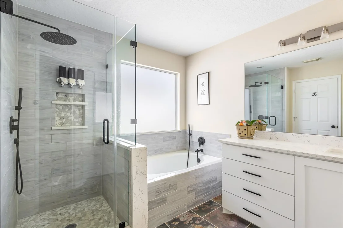 Photo of 12122 Landsdown Ridge Way