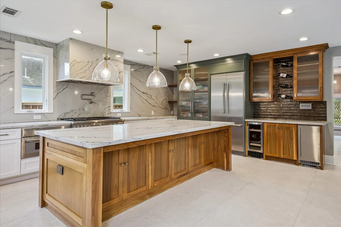 Photo of 4344 Clay Street
