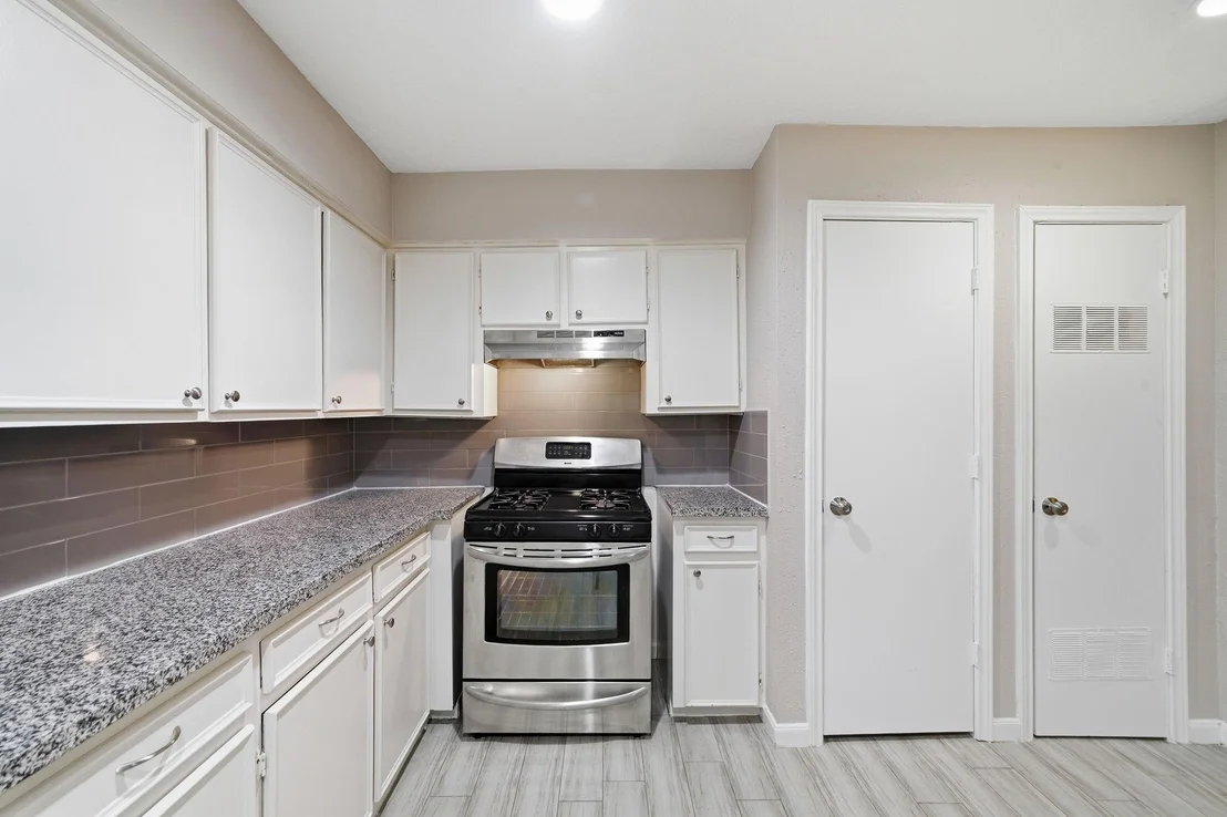 Photo of 5809 Melanite Avenue