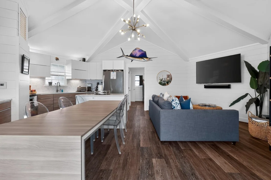 Photo of 914 Beach Drive