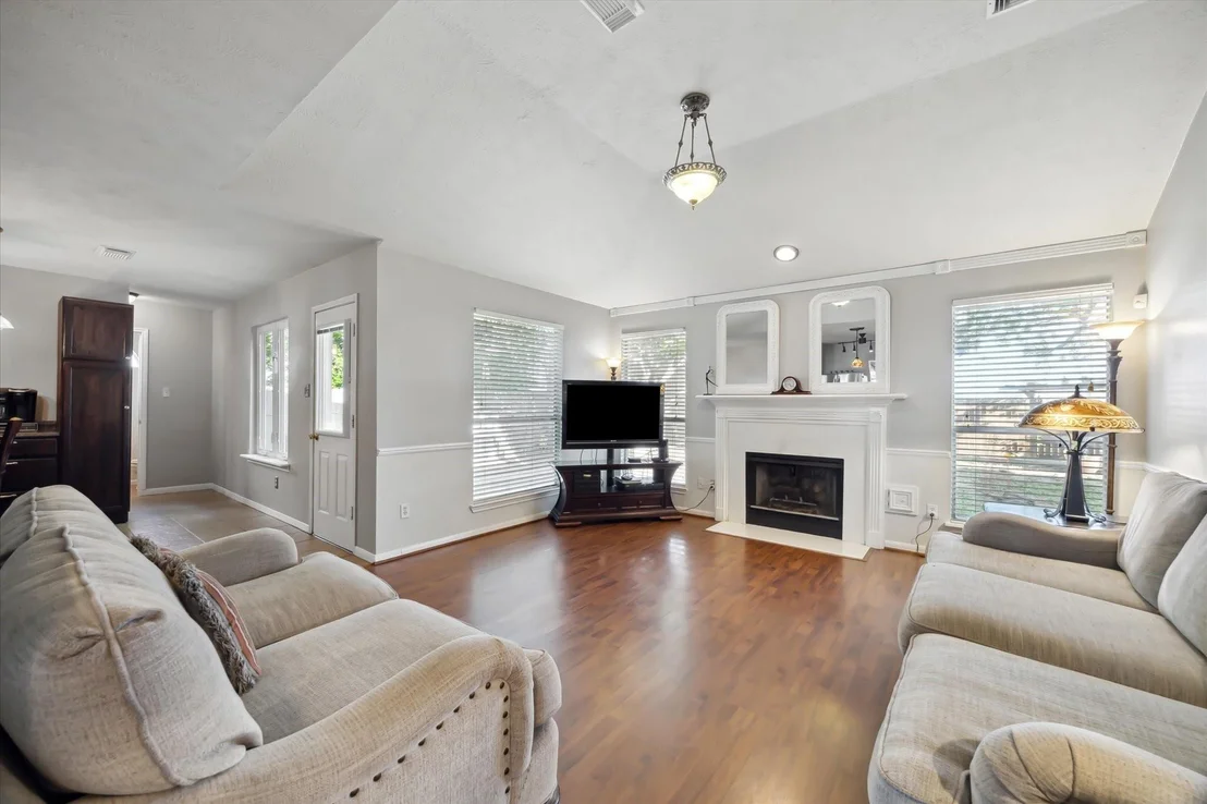 Photo of 11839 Capitol Heights Drive