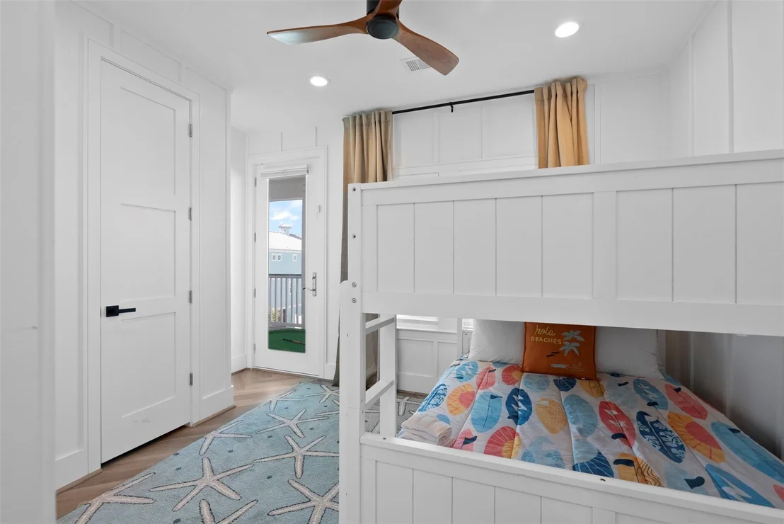 Photo of 3807 Neptune