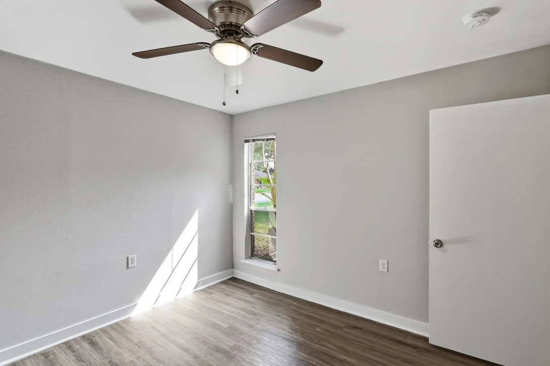 Photo of 5515 Braesvalley Drive
