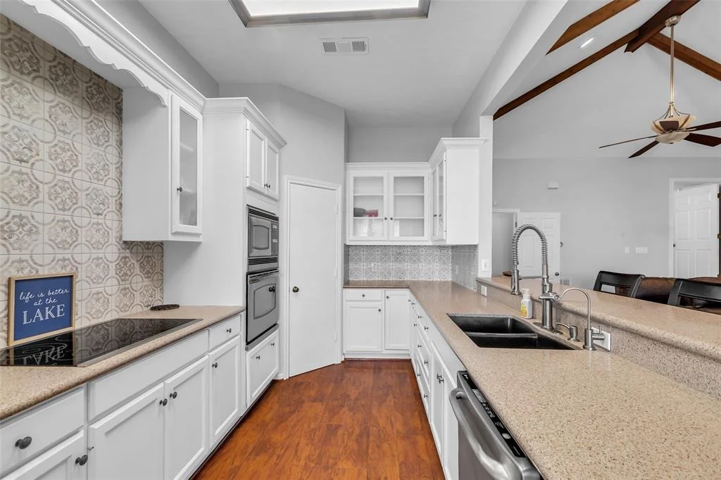 Photo of 923 Paradise Lane