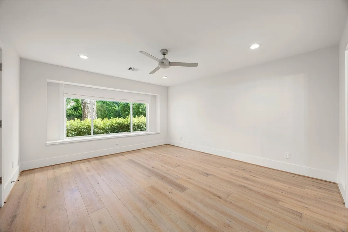 Photo of 14722 River Forest Drive