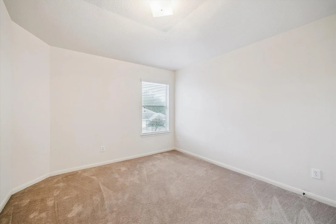 Photo of 1402 Merryglen Court