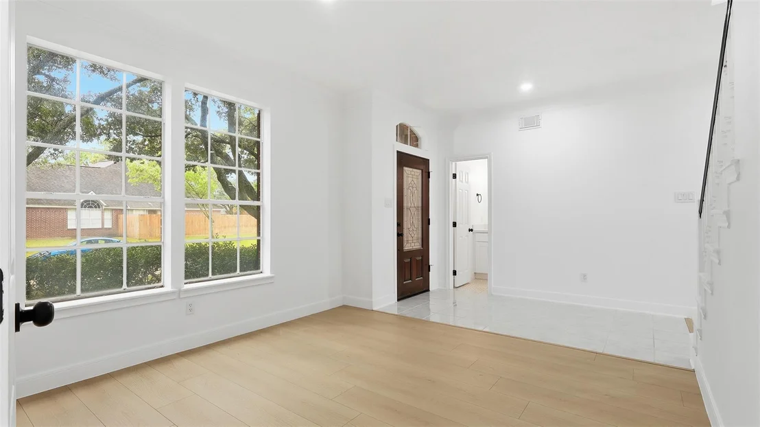 Photo of 1410 Rosemeadow Drive