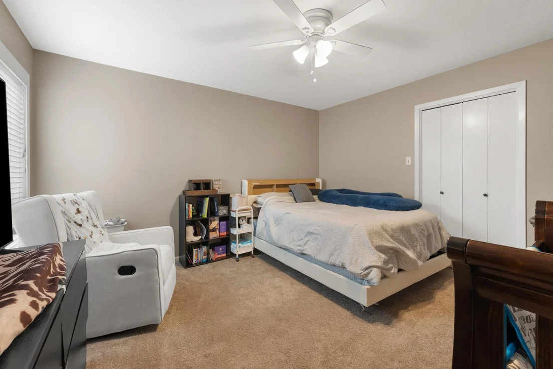 Photo of 2900 Broadmoor Drive