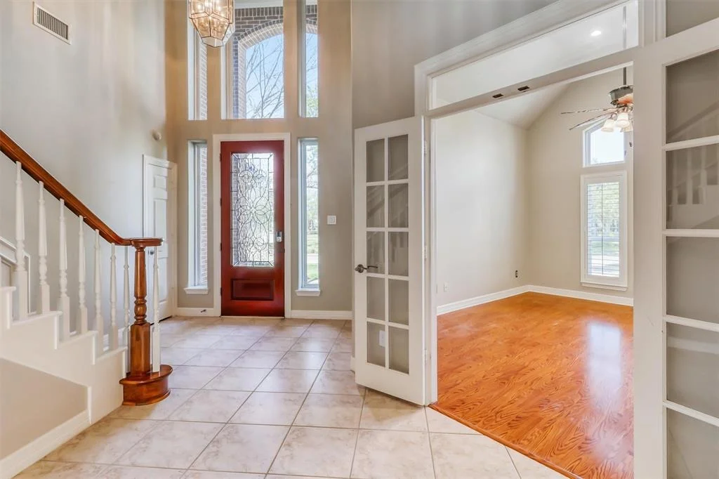 Photo of 2114 Summerland Drive N
