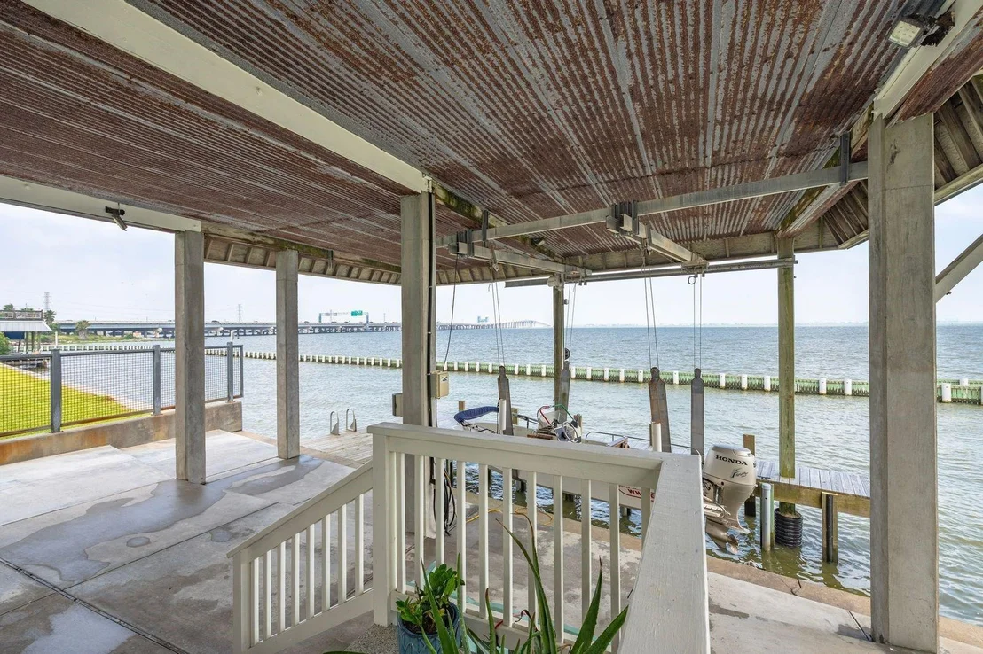 Photo of 12 Tiki Circle