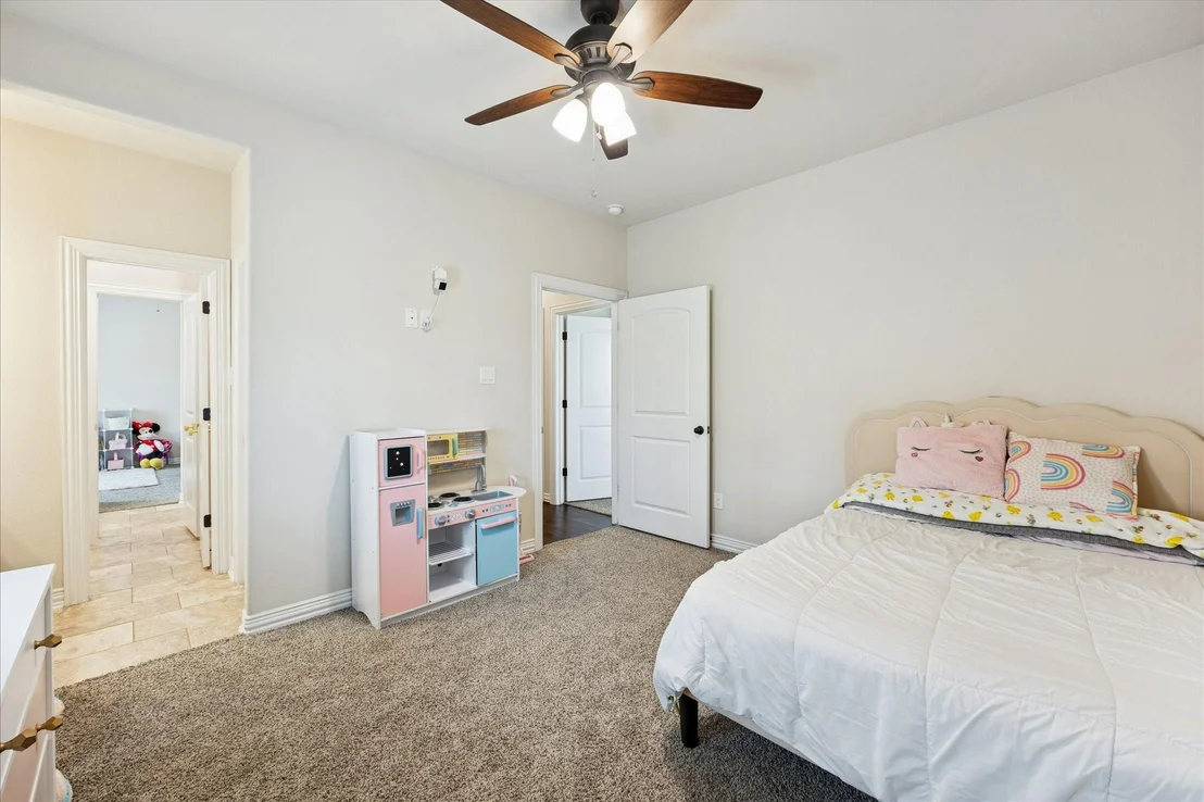Photo of 7923 Stratford Hall Drive