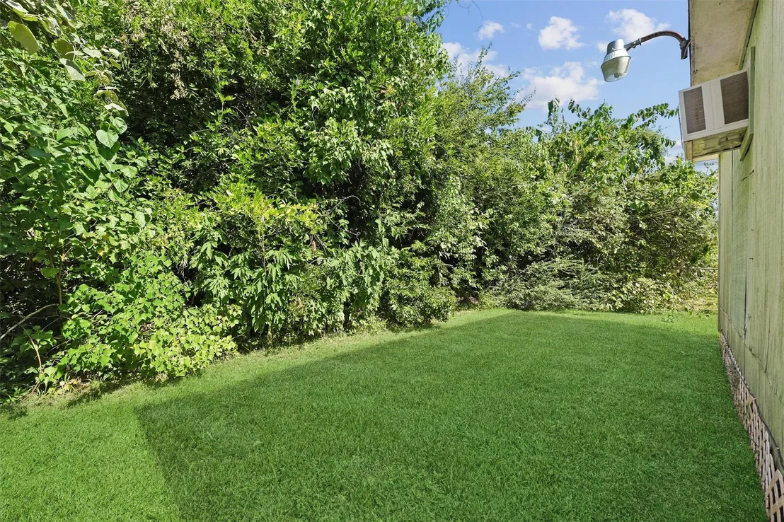 Photo of 121 Lake Road