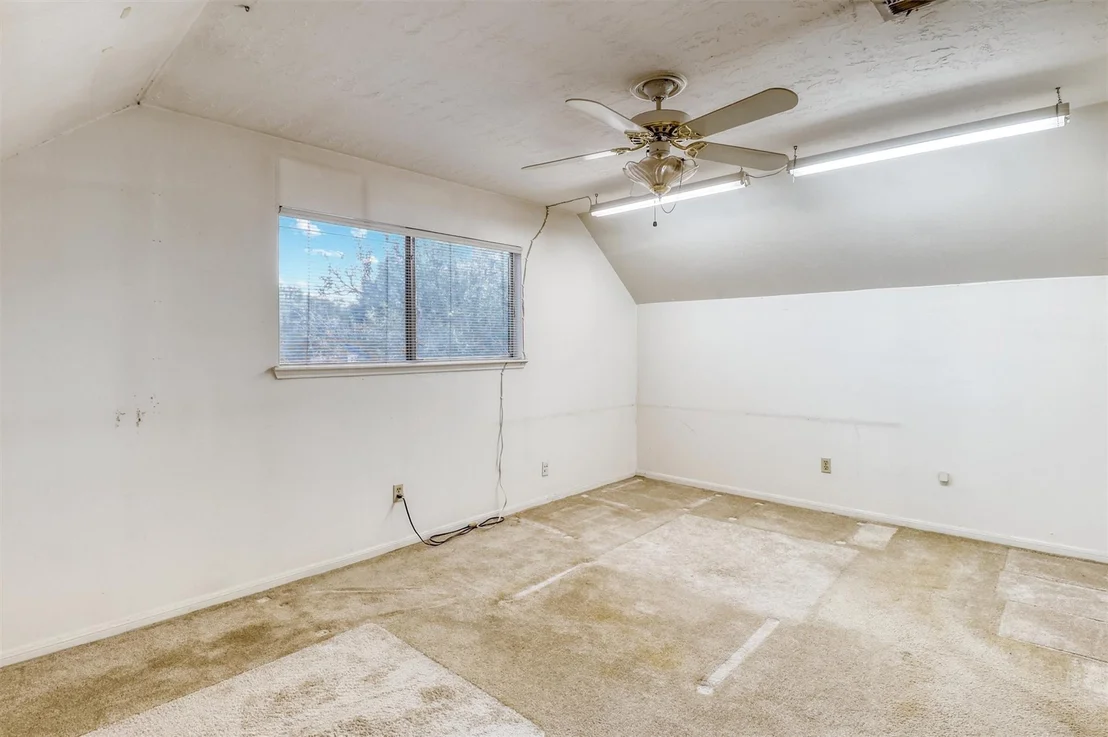 Photo of 534 Belwin Drive