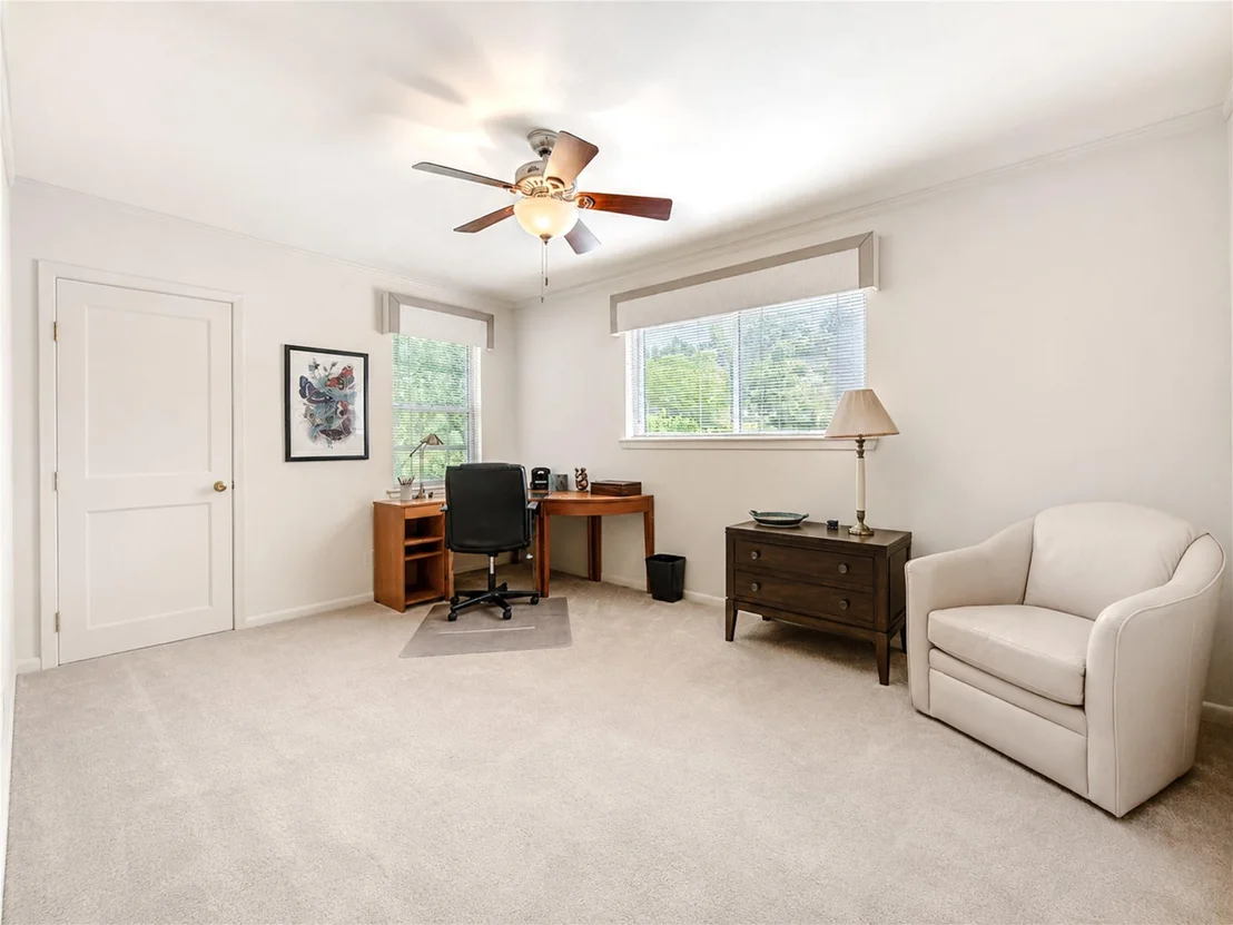 Photo of 5107 Queensloch