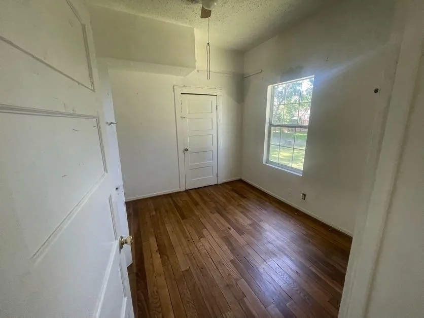 Photo of 909 Cedar Street