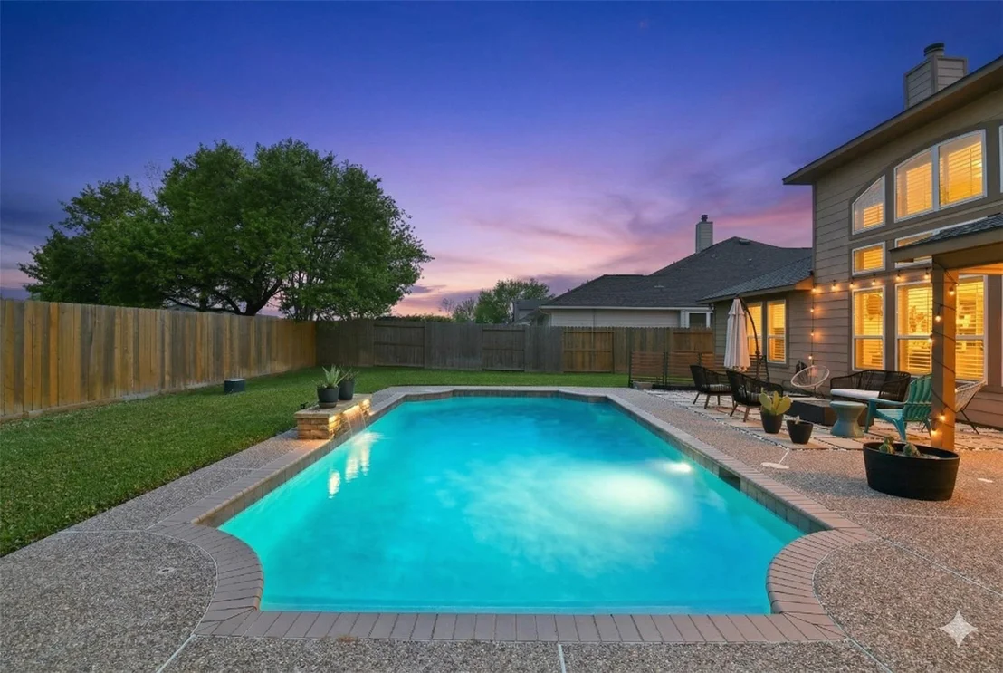 Photo of 5615 Edgewood Place Drive