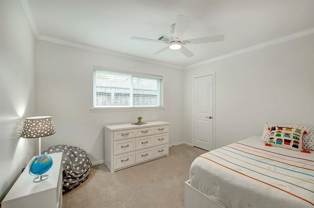Photo of 4811 Benning Drive