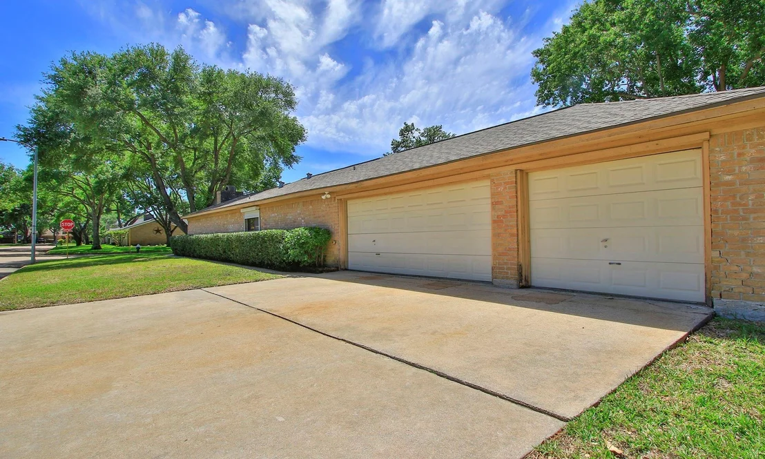 Photo of 14902 Beechmoor Drive