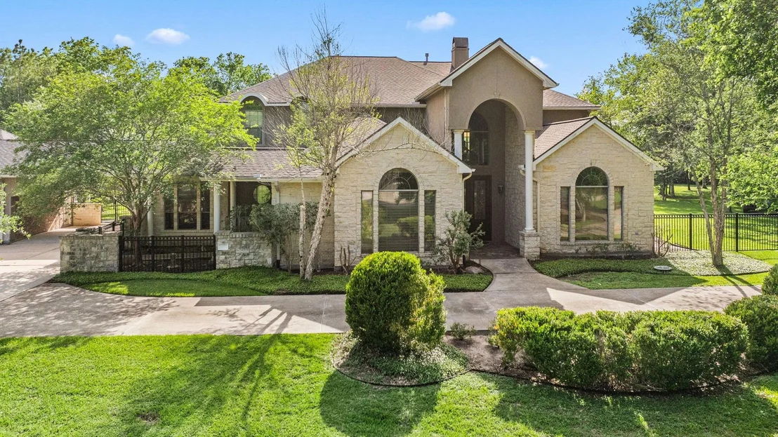 Photo of 3407 Woodbine Drive