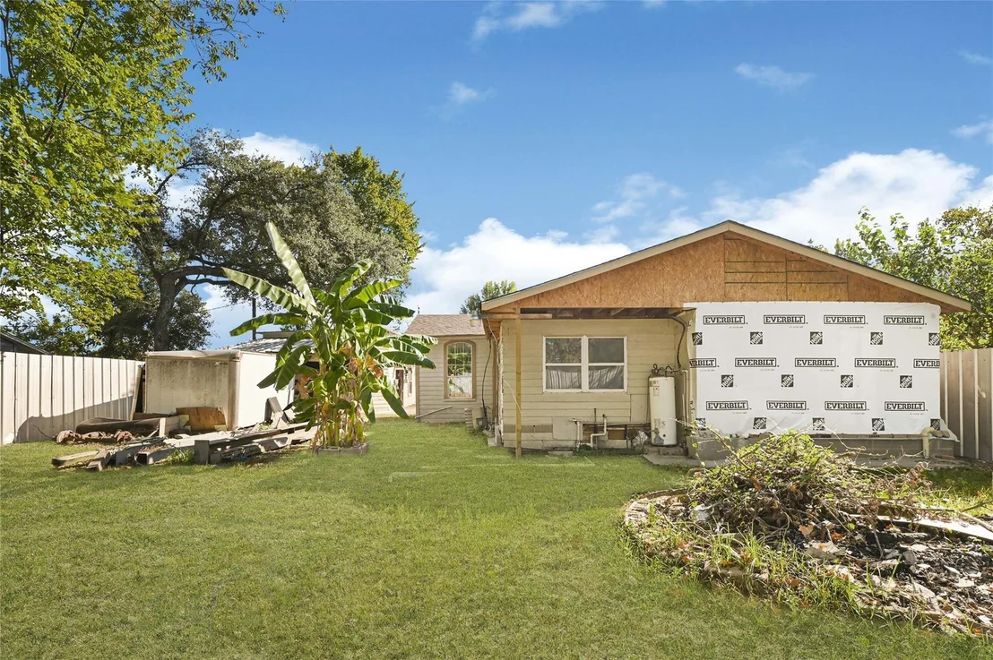 Photo of 1925 Sunny Drive