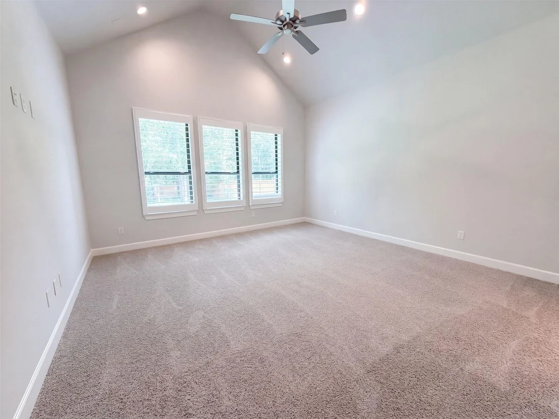 Photo of 21211 Hidden Bend Loop