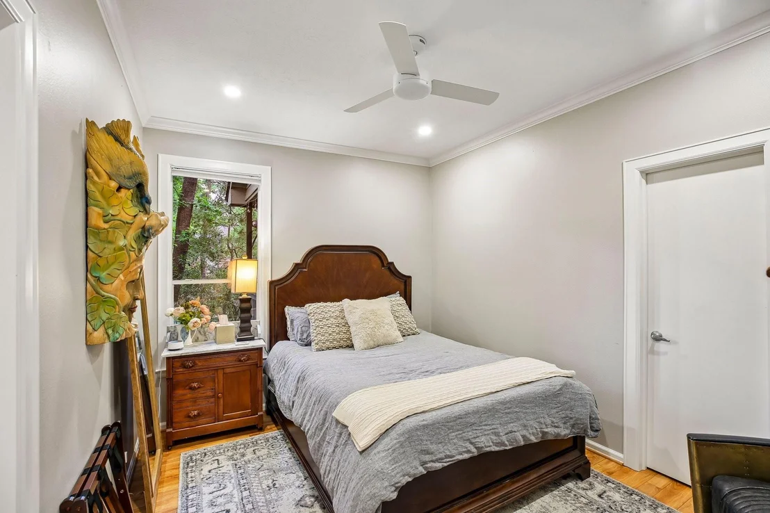 Photo of 34 Highbush Court