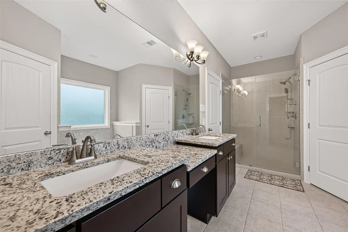 Photo of 22519 Chenango Lake Drive